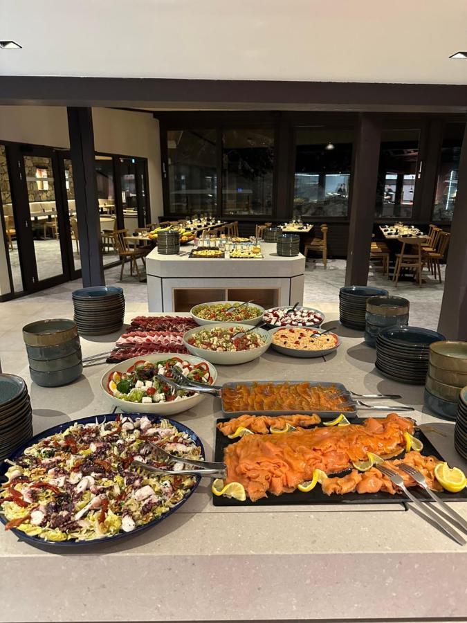 Hotel La Cachette, Friendly &