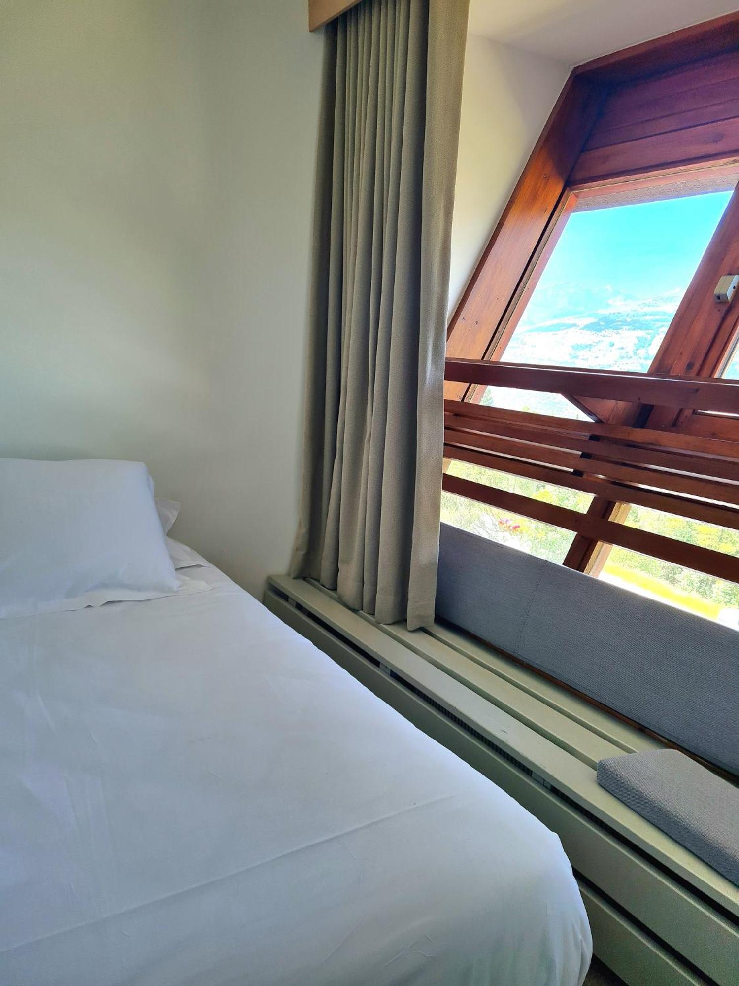 Hotel La Cachette, Friendly &